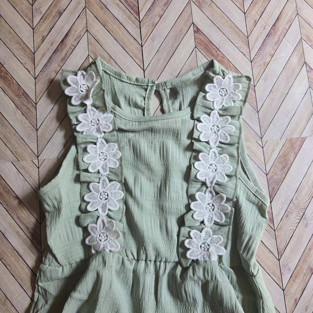 Girl's Sage Green Ruffle Dress Floral Sundress Lightweight Summer Outfit 6-7Y